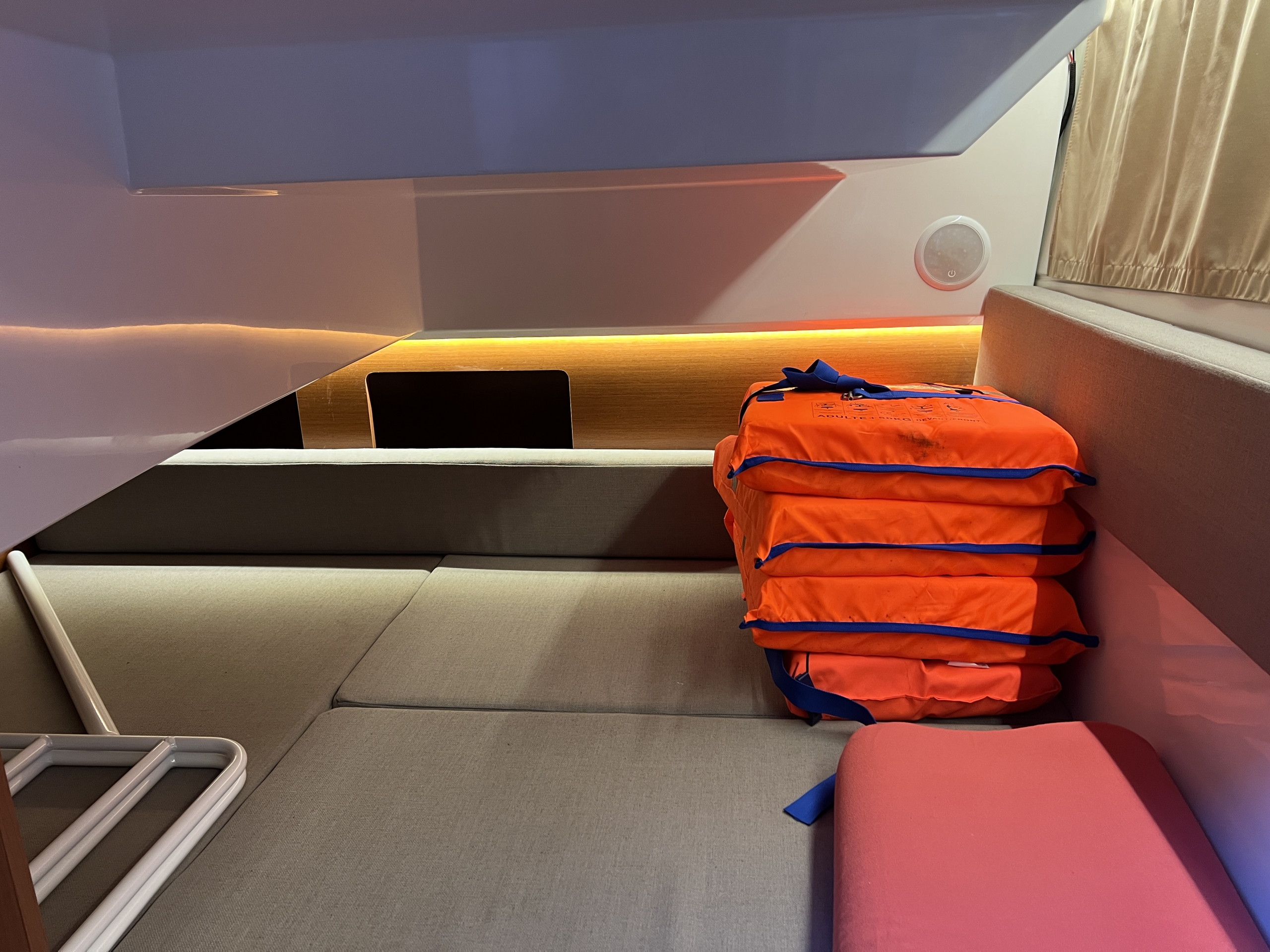 Cabine Secondaire 2.jpeg